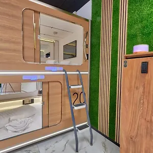 Capsule Hotel a capsule Lubiana