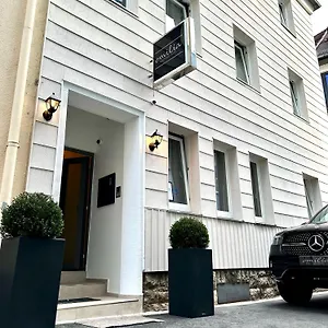https://hotel-emilia.com-bavaria.com